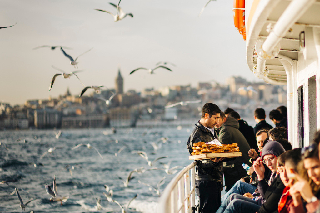 Food-B28-Simit-Shutterstock